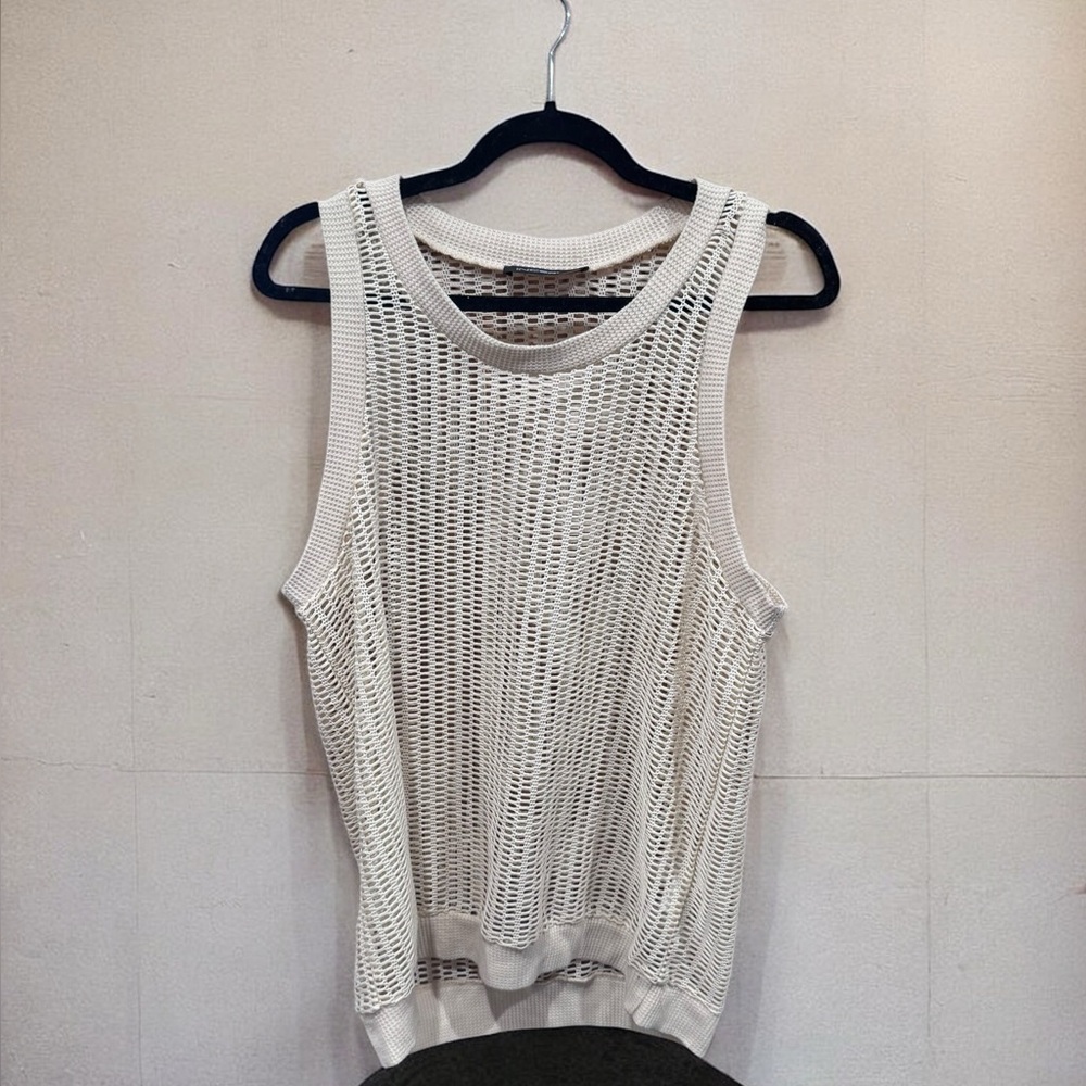 Men’s Mesh Sleeveless Cream Knit Top Medium